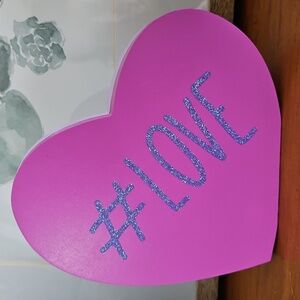 Reversible Heart-Shaped Valentine's Day Sign Purple/Lilac Decor #Love XOXO